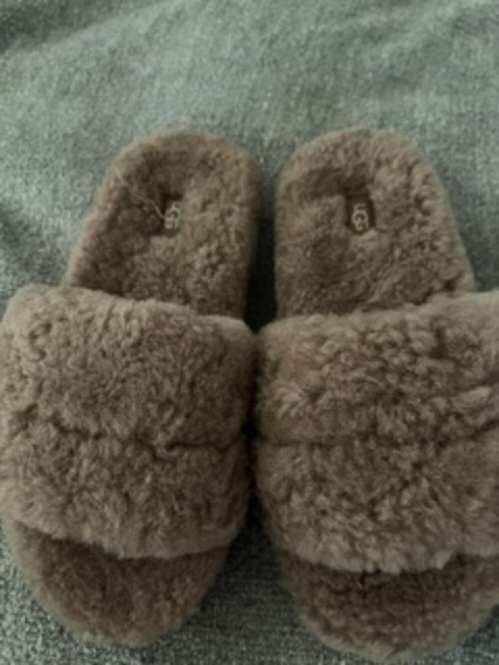NWT Ugg Cozetta Curly Genuine Shearling Slide Slipper in Caribou/Taupe Size 8
